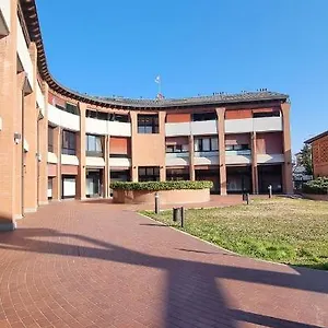 farolfi-apartments-massarenti.emilia-romagnahotels.net/